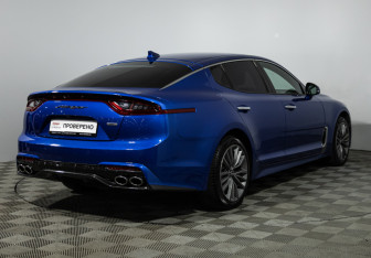 Подержанный автомобиль Kia Stinger 2019 года (5 фото)