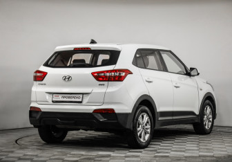 Подержанный автомобиль Hyundai Creta 2018 года (5 фото)