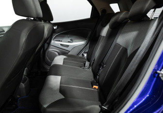 Подержанный автомобиль Ford EcoSport 2014 года (10 фото)