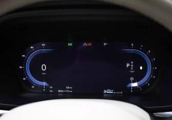 Подержанный автомобиль Volvo XC60 2021 года (12 фото)