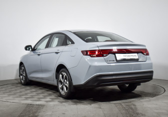 Подержанный автомобиль LIVAN S6Pro 2023 года (7 фото)