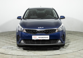 Подержанный автомобиль Kia Rio Sedan 2022 года (2 фото)