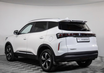 Подержанный автомобиль Chery Tiggo 4 2024 года (7 фото)