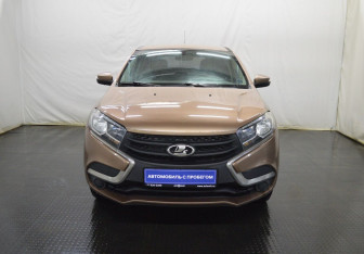 Подержанный автомобиль LADA (ВАЗ) XRAY 2018 года (2 фото)