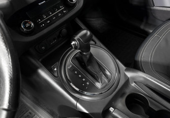 Подержанный автомобиль Kia Sportage 2011 года (11 фото)