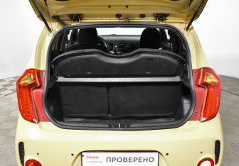 Подержанный автомобиль Kia Picanto 2015 года (20 фото)