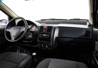 Подержанный автомобиль Hyundai Getz 2005 года (9 фото)