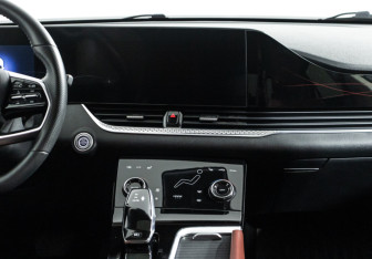 Подержанный автомобиль FAW Bestune B70 2023 года (14 фото)