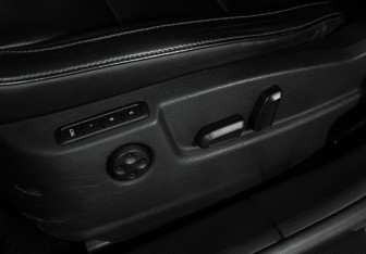 Подержанный автомобиль Skoda Superb Liftback 2011 года (18 фото)