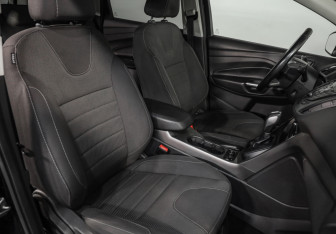 Подержанный автомобиль Ford Kuga 2016 года (20 фото)