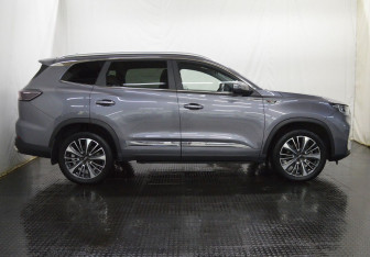 Подержанный автомобиль Chery Tiggo 8 Pro Max 2023 года (4 фото)