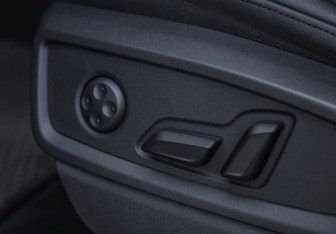 Подержанный автомобиль Audi Q5 2019 года (24 фото)