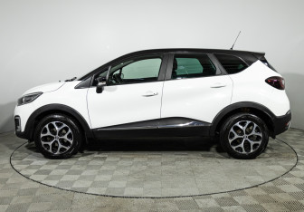 Подержанный автомобиль Renault Kaptur 2016 года (8 фото)