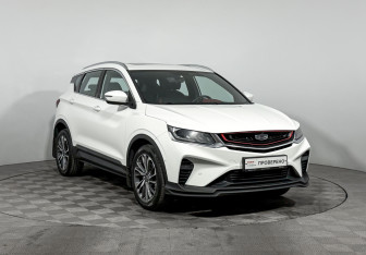 Подержанный автомобиль Geely Coolray 2021 года (3 фото)