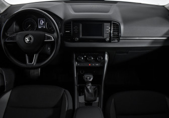 Подержанный автомобиль Skoda Karoq 2020 года (15 фото)