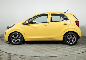 Подержанный автомобиль Kia Picanto 2020 года (8 фото)