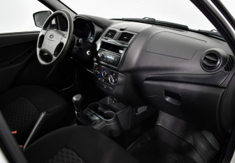 Подержанный автомобиль LADA (ВАЗ) Granta Sedan 2022 года (13 фото)