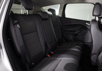 Подержанный автомобиль Ford Kuga 2013 года (21 фото)