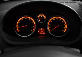 Подержанный автомобиль Opel Corsa 2010 года (16 фото)