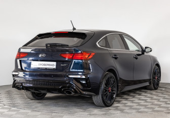 Подержанный автомобиль Kia K3 Hatchback 2021 года (5 фото)