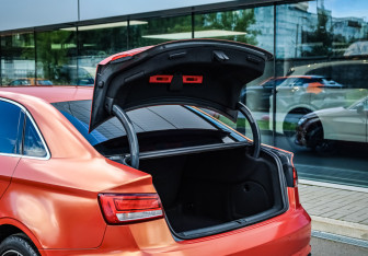 Подержанный автомобиль Audi A3 Sedan 2017 года (21 фото)