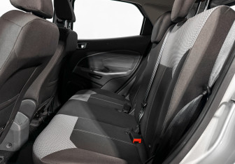 Подержанный автомобиль Ford EcoSport 2018 года (12 фото)