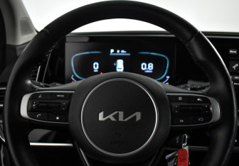 Подержанный автомобиль Kia Sportage 2022 года (17 фото)