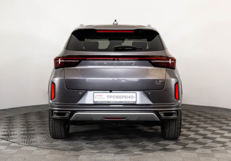 Подержанный автомобиль Exeed LX 2023 года (7 фото)