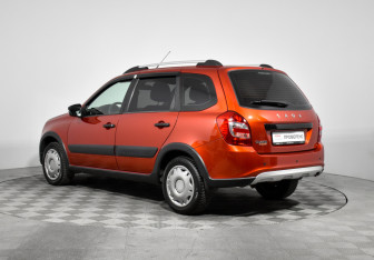 Подержанный автомобиль LADA (ВАЗ) Granta Wagon 2021 года (7 фото)