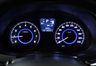 Подержанный автомобиль Hyundai Solaris Sedan 2015 года (12 фото)