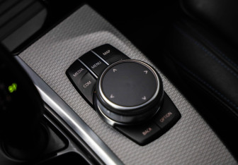 Подержанный автомобиль BMW X3 2018 года (22 фото)