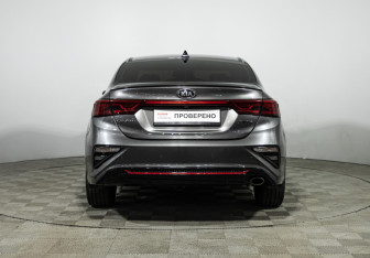 Подержанный автомобиль Kia Cerato Sedan 2020 года (6 фото)