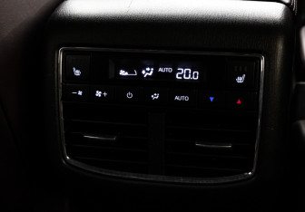 Подержанный автомобиль Mazda CX-9 2019 года (32 фото)