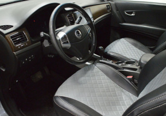 Подержанный автомобиль SsangYong Actyon 2012 года (9 фото)
