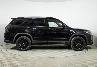 Подержанный автомобиль Changan CS95 2024 года (4 фото)