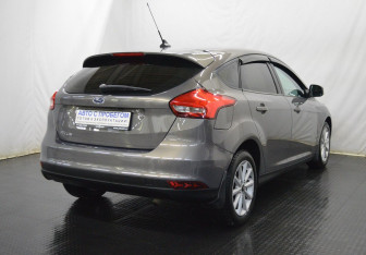 Подержанный автомобиль Ford Focus Hatchback 2018 года (5 фото)