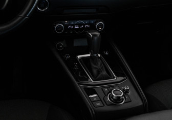 Подержанный автомобиль Mazda CX-5 2023 года (19 фото)