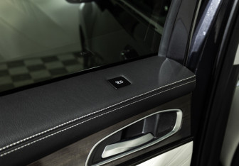 Подержанный автомобиль Exeed VX 2022 года (26 фото)