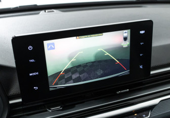 Подержанный автомобиль Geely Emgrand 2023 года (15 фото)