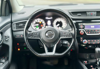 Подержанный автомобиль Nissan Qashqai 2019 года (14 фото)