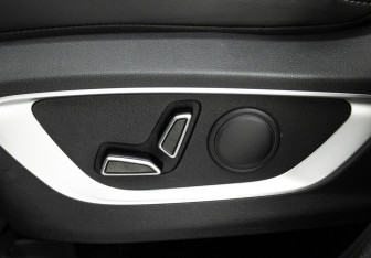 Подержанный автомобиль Changan CS75PLUS 2023 года (15 фото)