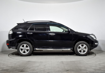 Подержанный автомобиль Toyota Harrier 2003 года (4 фото)