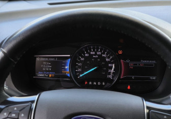 Подержанный автомобиль Ford Explorer 2018 года (23 фото)