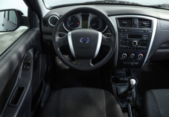 Подержанный автомобиль Datsun on-DO 2017 года (10 фото)