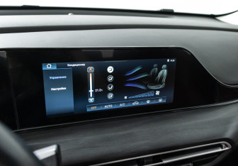 Подержанный автомобиль Changan Eado Plus 2023 года (18 фото)