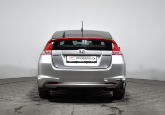 Подержанный автомобиль Honda Insight Hatchback 2009 года (6 фото)