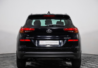 Подержанный автомобиль Hyundai Tucson 2019 года (6 фото)