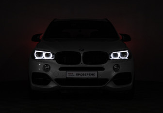 Подержанный автомобиль BMW X5 2017 года (34 фото)