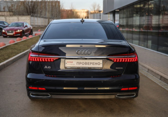 Подержанный автомобиль Audi A6 Sedan 2021 года (5 фото)