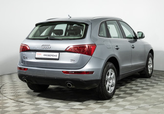 Подержанный автомобиль Audi Q5 2011 года (5 фото)